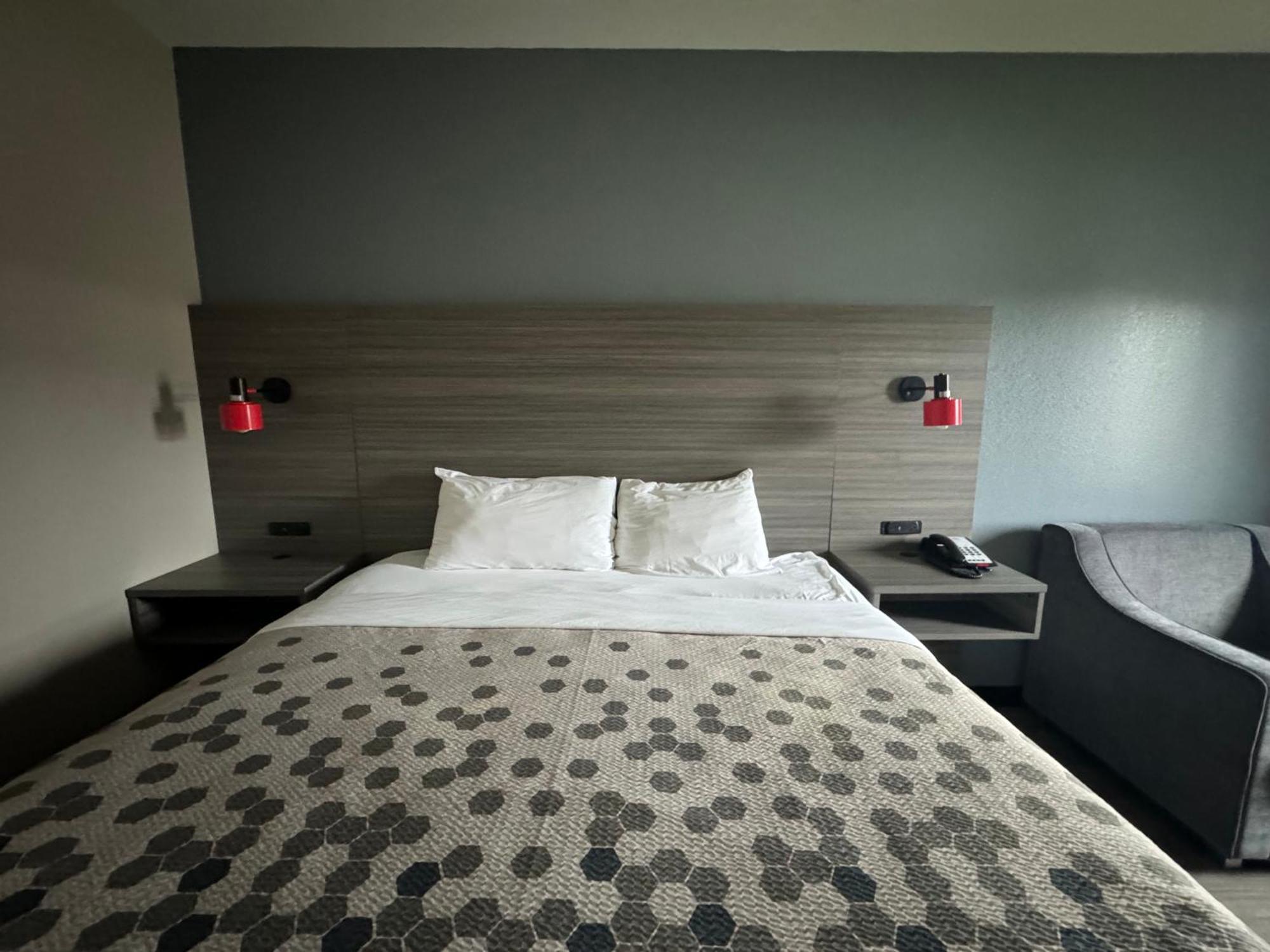 Econo Lodge Inn & Suites Pritchard Road Норт-Литл-Рок Экстерьер фото